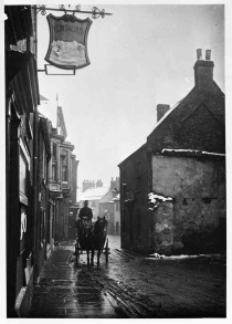 Fishergate showing Hemsworths & the Grapes Inn