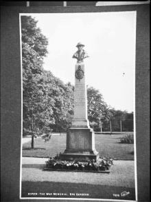 War Memorial for the First World War in the Spa Gardens