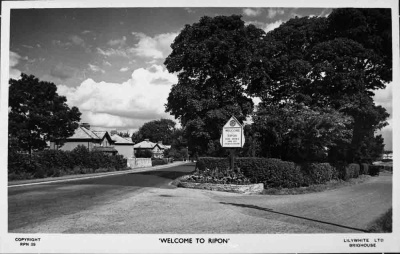 Welcome to Ripon sign, Harrogate Road