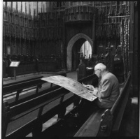 Jim Gott sketching in the Cathedral