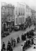 Civic dignitaries and procession in front of Town Hall