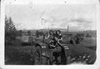 Land girls on farm, Kirkby Malzeard